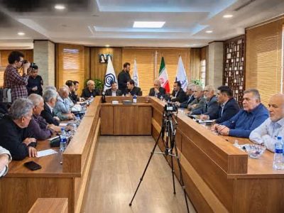 سخنان مطالبه‌گرانه عبدالحمید عبائی حسنی، رئیس هیئت‌مدیره کانون بازنشستگان و مستمری‌بگیران تأمین اجتماعی استان خوزستان و بازرس کانون عالی کشور در نشست با سرپرست سازمان تأمین اجتماعی«بازنشسته صدقه نمی‌خواهد؛ حق قانونی خود را می‌خواهد / نجابت بازنشستگان را به سکوت تعبیر نکنید / همسان‌سازی اصلاح، مطالبات معوق پرداخت، مزایای جانبی افزایش و امنیت درمانی تضمین شود»