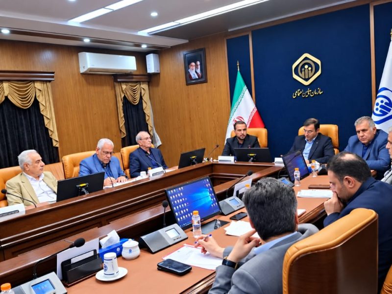 پیگیری مطالبات بازنشستگان خوزستان در دیدار با مدیرعامل سازمان تأمین اجتماعی؛ تأکید بر بهبود معیشت، رفع مشکلات درمانی و توسعه مراکز تخصصی استان